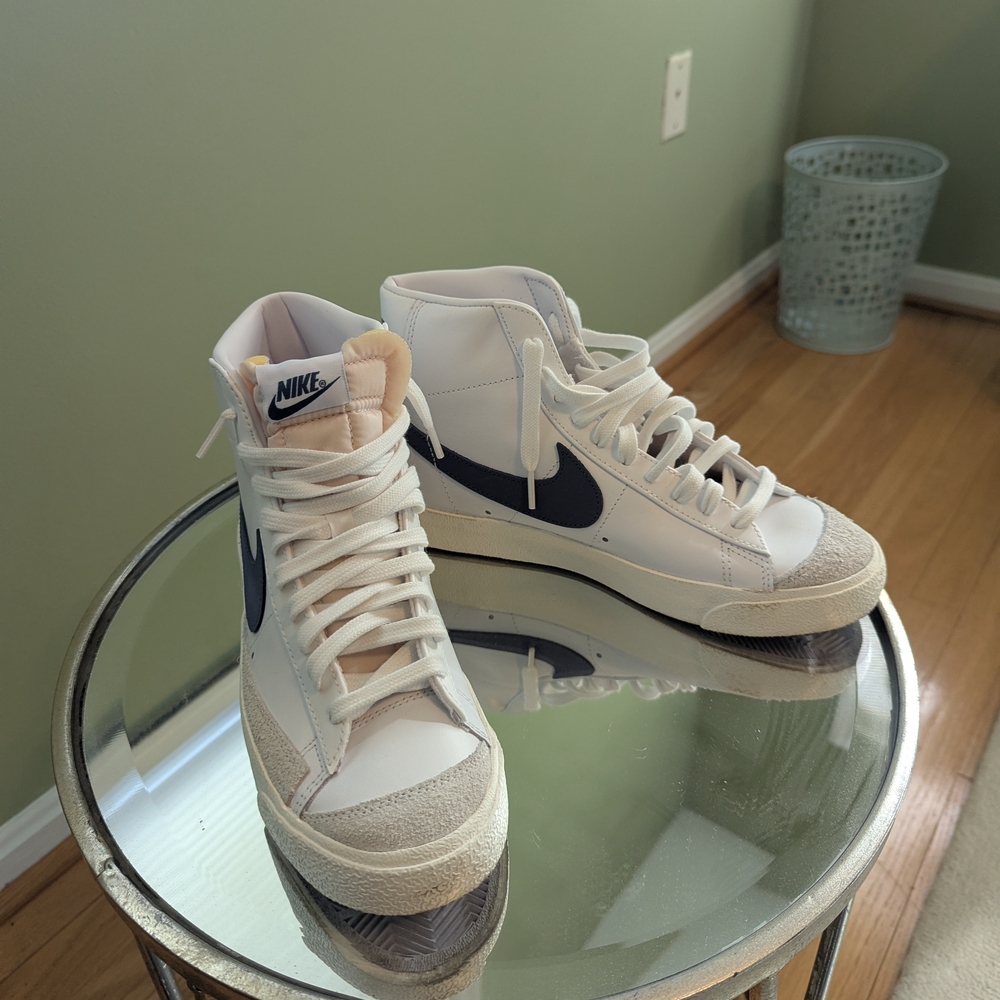 Nike Blazer Mid Vintage White Navy Sneakers